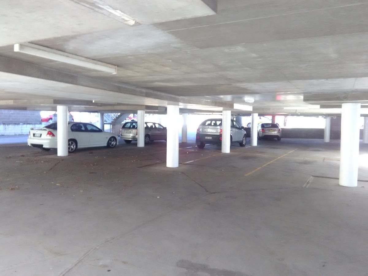 Palm Court Motor Motel 4*